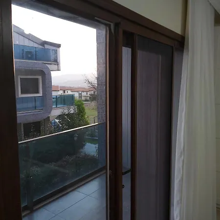شقة بمنتجع مياتيرمال
